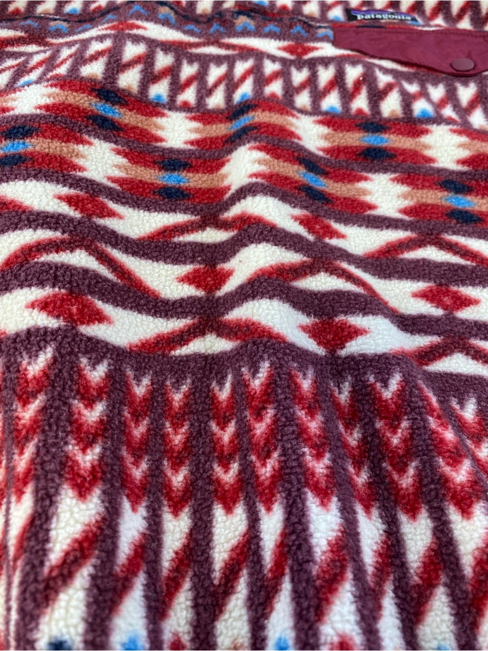 Patagonia Women’s Snap T Fleece Dark Currant Aztec Pullover size Large - Picture 2 of 6